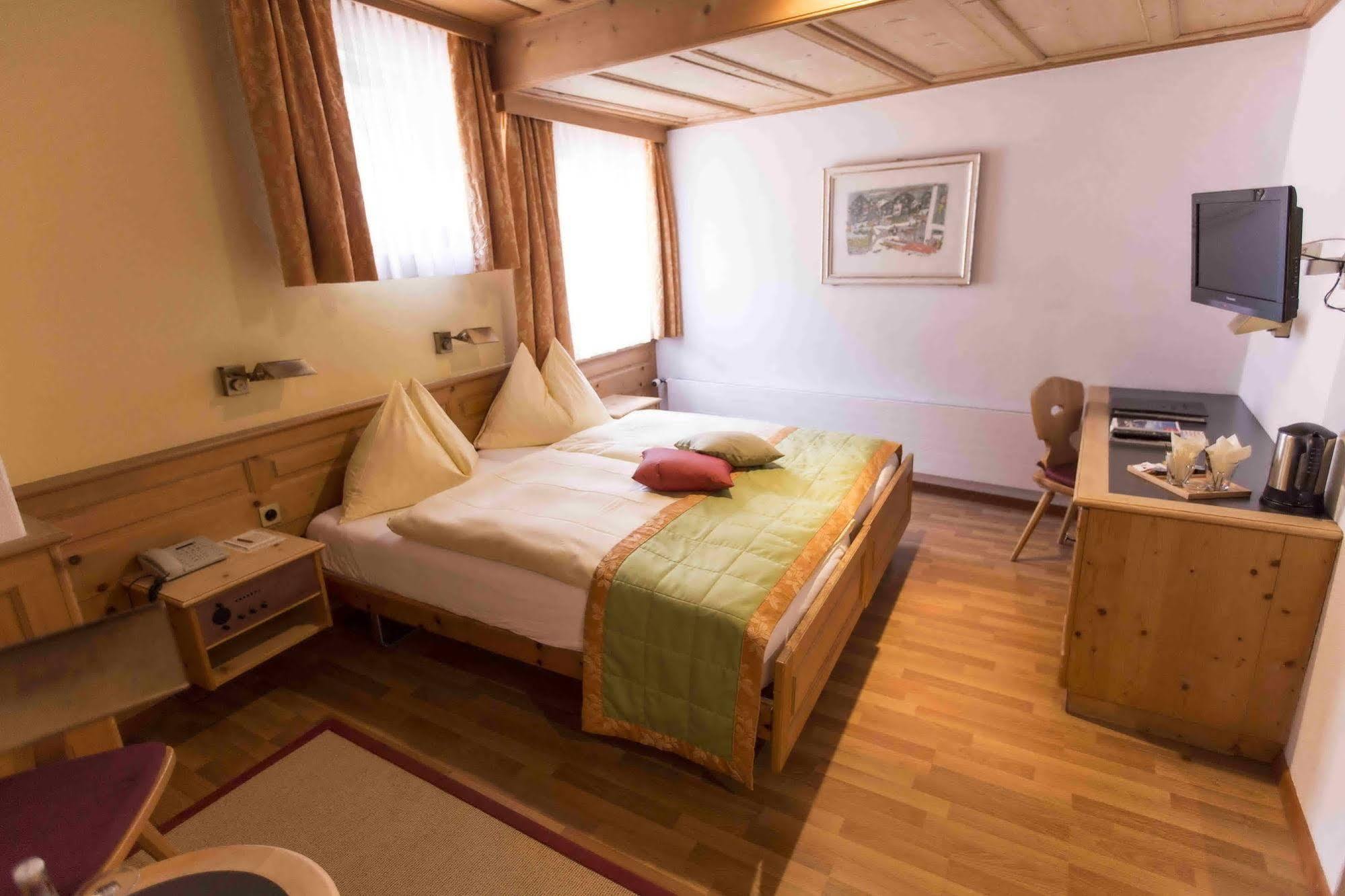 Hotel Stern 4*