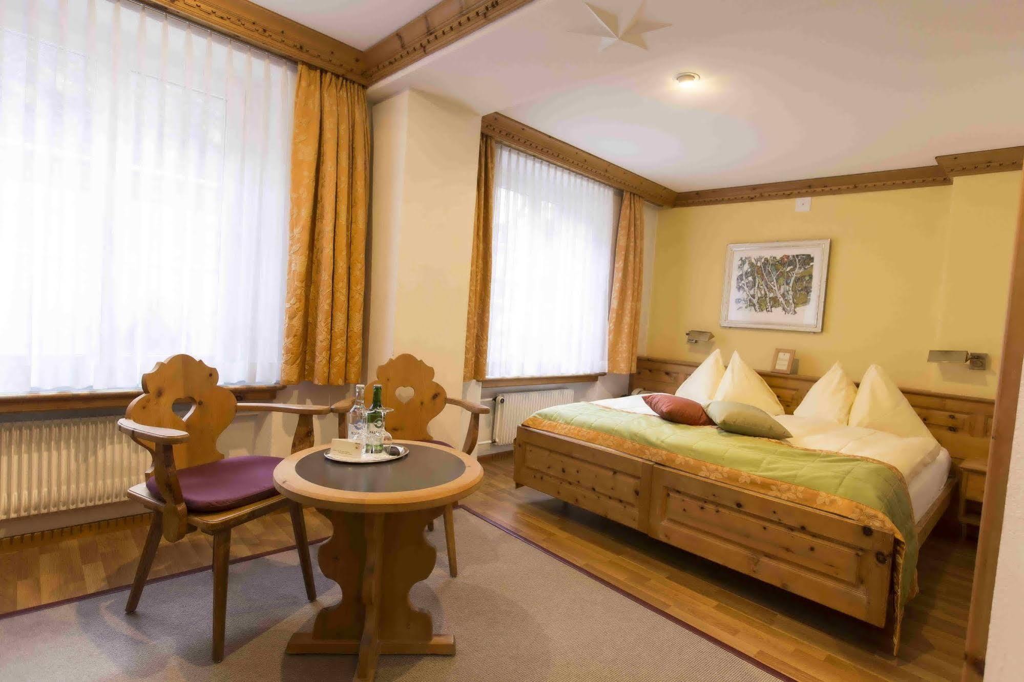 Stern Hotel 4*